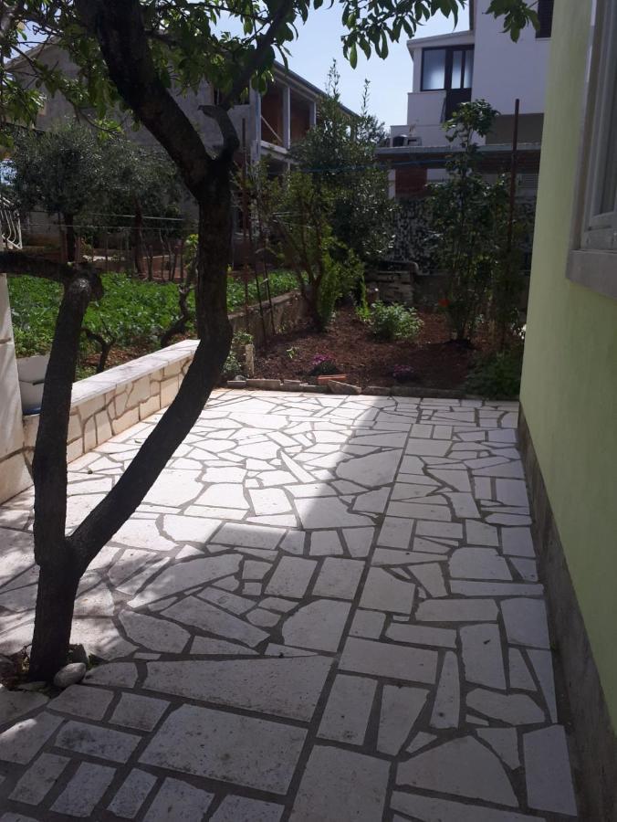 Apartment Ana Рогозница Екстериор снимка