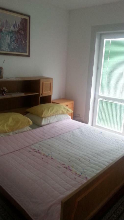 Apartment Ana Рогозница Екстериор снимка