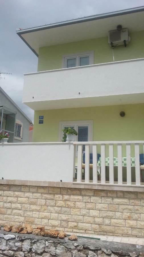 Apartment Ana Рогозница Екстериор снимка